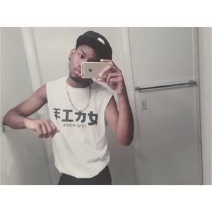 Meet your Posher, Luis